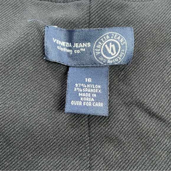 Venezia Stretch Corset Hook and Eye Top - Picture 11 of 12